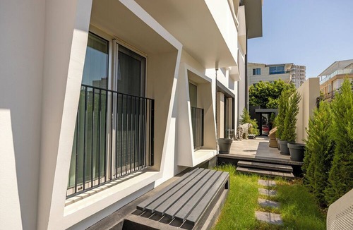 Eski Lara Resort | Mel House Lara
