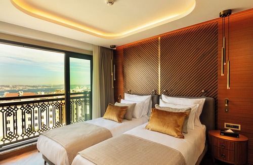 Cagaloglu Hotel | Levni Istanbul Hotel Handwritten Collection