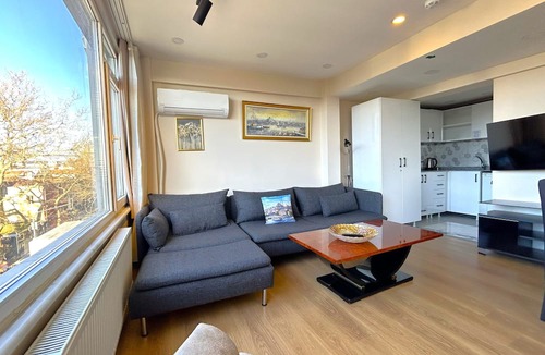 Uskudar House | Kuzguncuk View