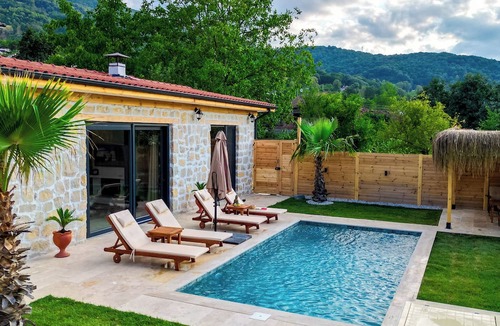 Yanik Hotel | Dut Sapanca