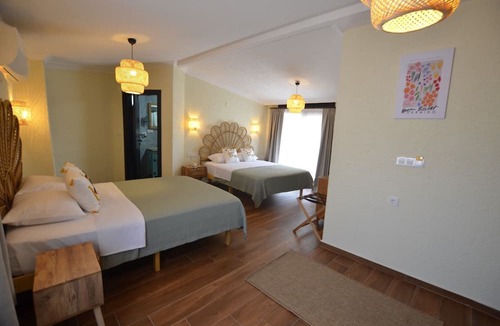 Marmara Hotel | Ados Otel