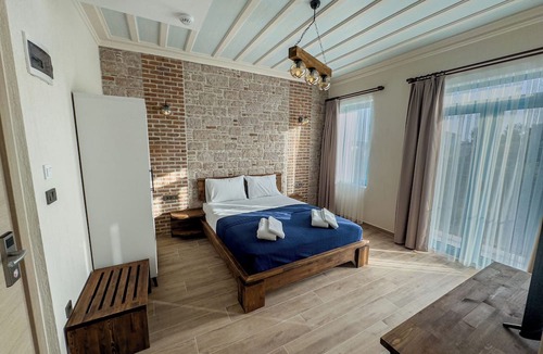 Mithatpasa Hotel | Cunda Nisa Otel