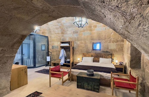 Karatay Hotel | Obruk Kervansaray Museum Hotel