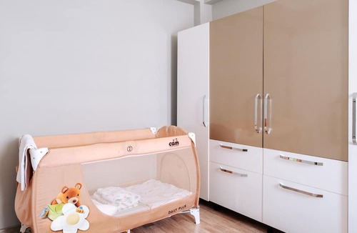 Sakarya Province Apartment | Huge Duplex Flat w Terrace Near Bilgi University