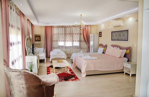 Selcuk Hotel | Ephesus Palace
