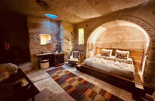 Goreme Hotel | Hira Cave Hotel