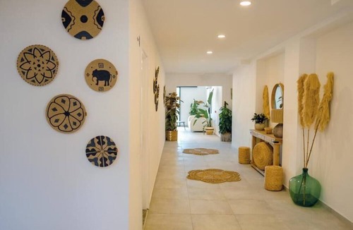 Akyaka City Center Hotel | Marina Port Akyaka