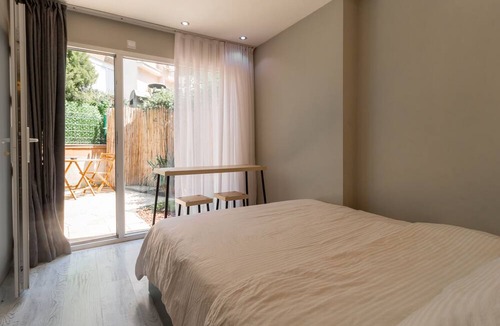 Eski Lara Hotel | Alex Suites Lara