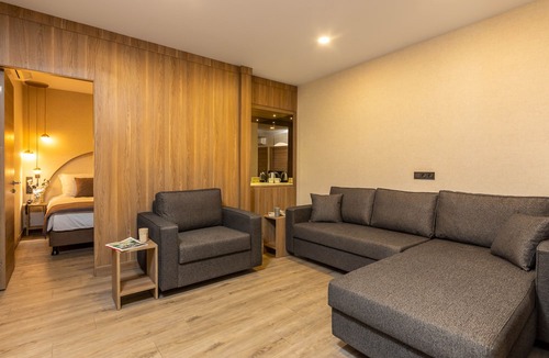 Kepez Hotel | Ema Houses