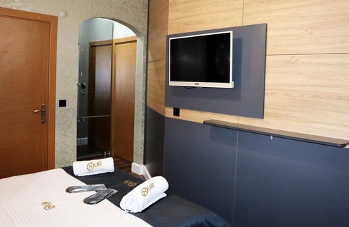 Cumhuriyet Hotel | GRAND ONUR HOTEL ŞİŞLİ