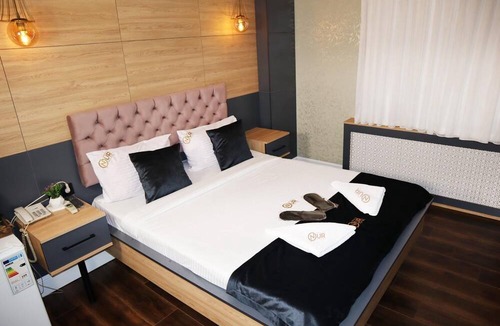 Cumhuriyet Hotel | GRAND ONUR HOTEL ŞİŞLİ