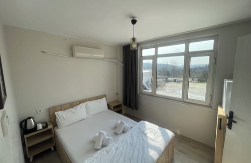 Yenisehir House | Avio Hotel