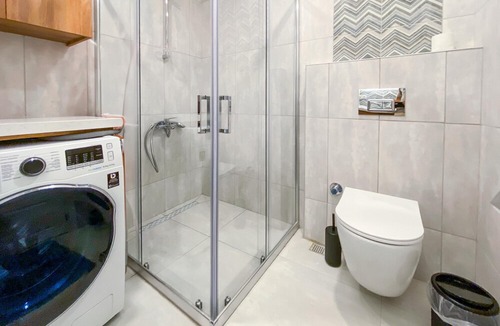 Cesme Apartment | Flat with Balcony 5 min to Cesme Marina