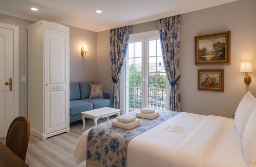 Yomra Hotel | Sahil Panorama Otel