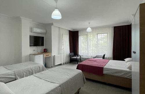Oren Mahallesi Bed & Breakfast | evim palace ören