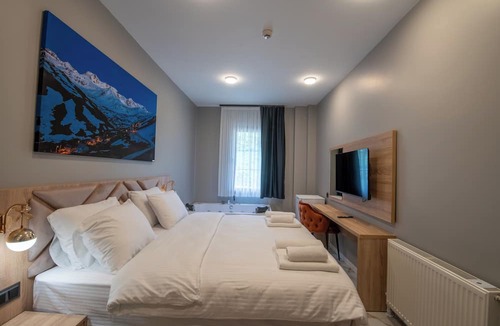 Caykara Hotel | Demirkapı Otel