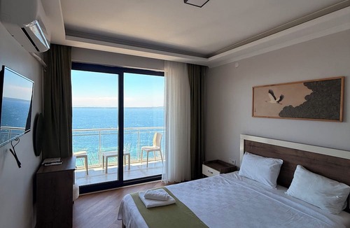 Guzelyali Bed & Breakfast | PAVLONYA GARDEN