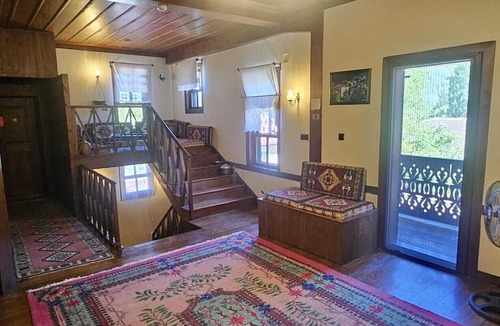 Taraklı Hotel | Hanımeli Konağı