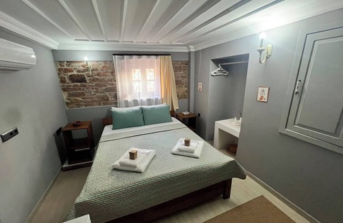 Mithatpasa Cabin | Arcadia Cunda