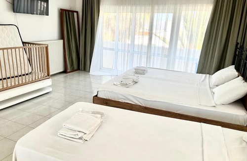 Cesme Hotel | A Hotel