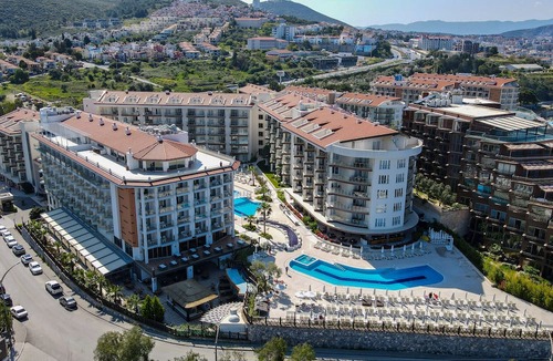 Kusadasi City Centre Hotel | Ramada Hotel & Suites by Wyndham Kusadasi