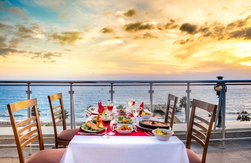 Seki Hotel | Senza Grand Santana Hotel