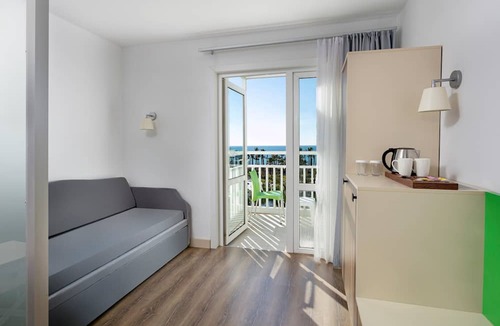 Titreyengol Hotel | Seven Seas Hotel Blue