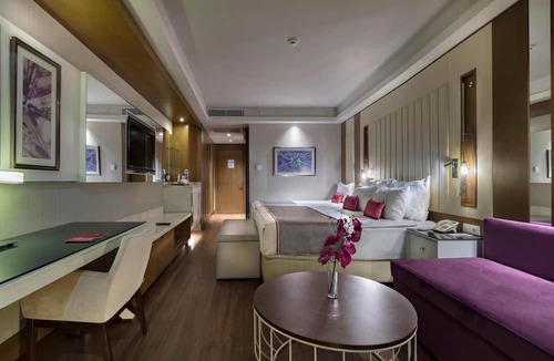 Kundu Hotel | Trendy Lara Hotel