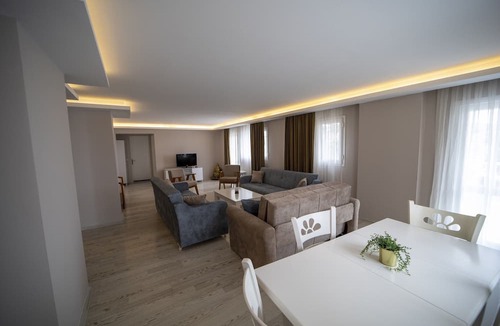 Kadnlar Denizi Mahallesi Apartment | Silver Tower Family Apart Otel