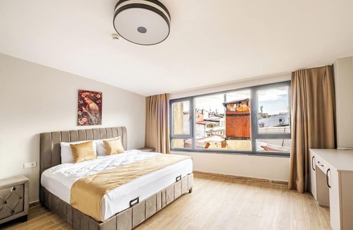 Cumhuriyet Apartment | B. POLAT