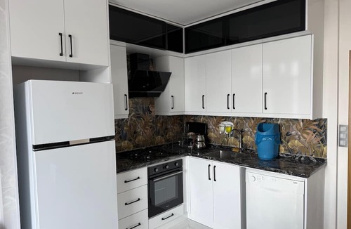 Ayas Apartment | 4-bedroom apartment in perfect Erdemli with air conditioning