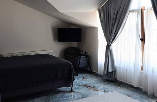 Goynuk Resort | Stunning 2-Bedroom Villa with Heated Pool & Jacuzzi in Antalya, Kemer