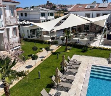 Ayvalik Hotel | İna cunda life
