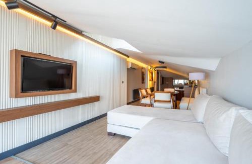 Uskudar Hotel | 216 Bosphorus