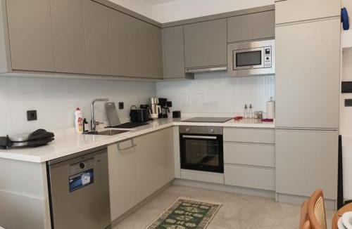 Seki Apartment | Lumos Town Residence-Cozy Suite near Mall & Beach