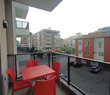 Seki Apartment | Lumos Town Residence-Cozy Suite near Mall & Beach