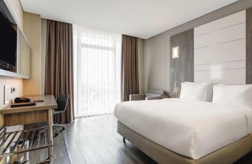 Bayrampasa Hotel | Ramada Encore Istanbul Bayrampasa