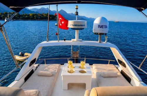 Eski Lara Boat Rental | Azce Yatçılık