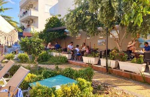 Kemer Mahallesi Apartment | Green Side Leon Hotel