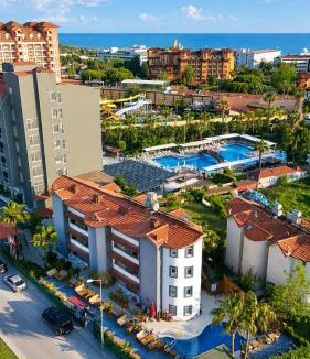 Side Bed & Breakfast | Side Meryam Suit Deluxe Hotel
