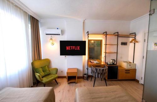 Eski Lara Hotel | Casativo Hotel