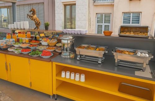Pera Bed & Breakfast | Big Urban Stay Taksim &With Sea Vıew