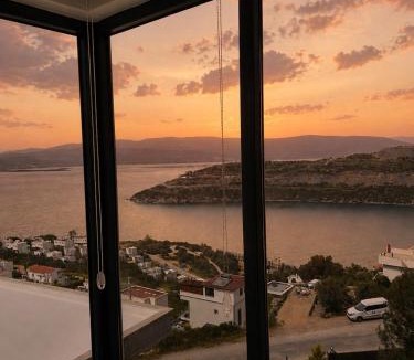 Bogazici Villa | Villa Turquoise with Jacuzzi Suite and Private Pool