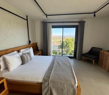 Sarimsakli Hotel | Ayvalık Sea Long