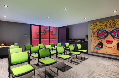 Kucukbakkalkoy Hotel | Ibis Styles Istanbul Atasehir