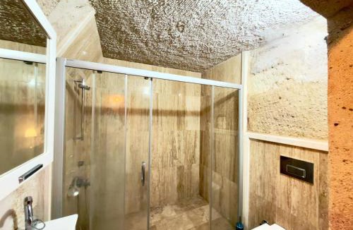 Uchisar Hotel | Gülperi Cave Otel