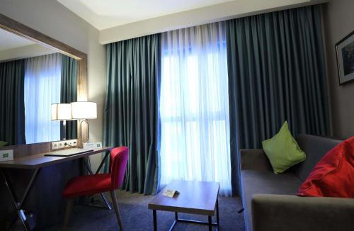 Sisli Hotel | ibis Styles Istanbul Bomonti