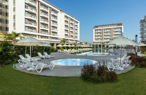 Kundu Hotel | Greenwood Suites Resort