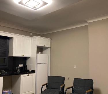 Cayirduzu Apartment | Berat Apart Konaklama