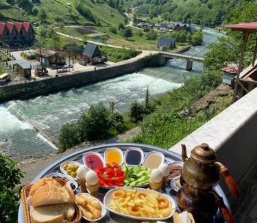 Ardesen Bed & Breakfast | AyDeR CuNeLi BUnGaLoV
